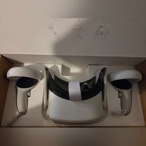 Oculus Quest 2 VR Headset with Controllers - White
